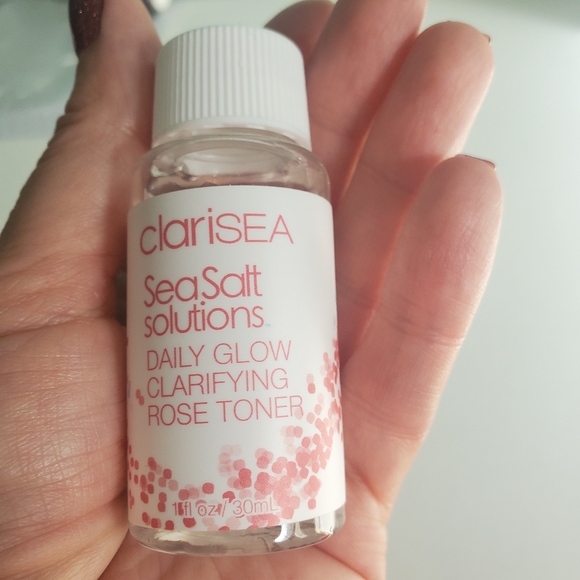 Daily Facial Care Products: Cleansers and Masks - Picture 9 of 9